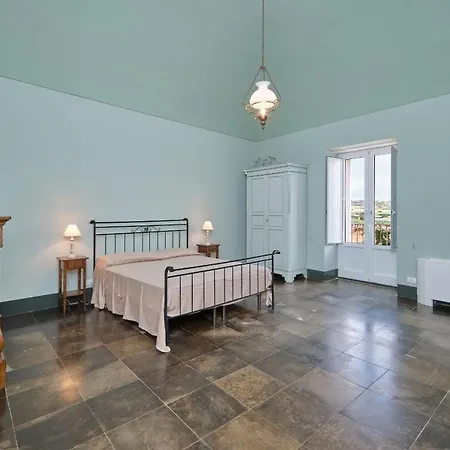 Holiday home Scifazzo, Typisch Sizilianische Mit Swimmingpool