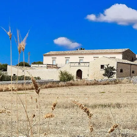 Scifazzo, Typisch Sizilianische Mit Swimmingpool Ragusa